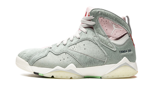 Jordan 7 Retro Neutral Grey