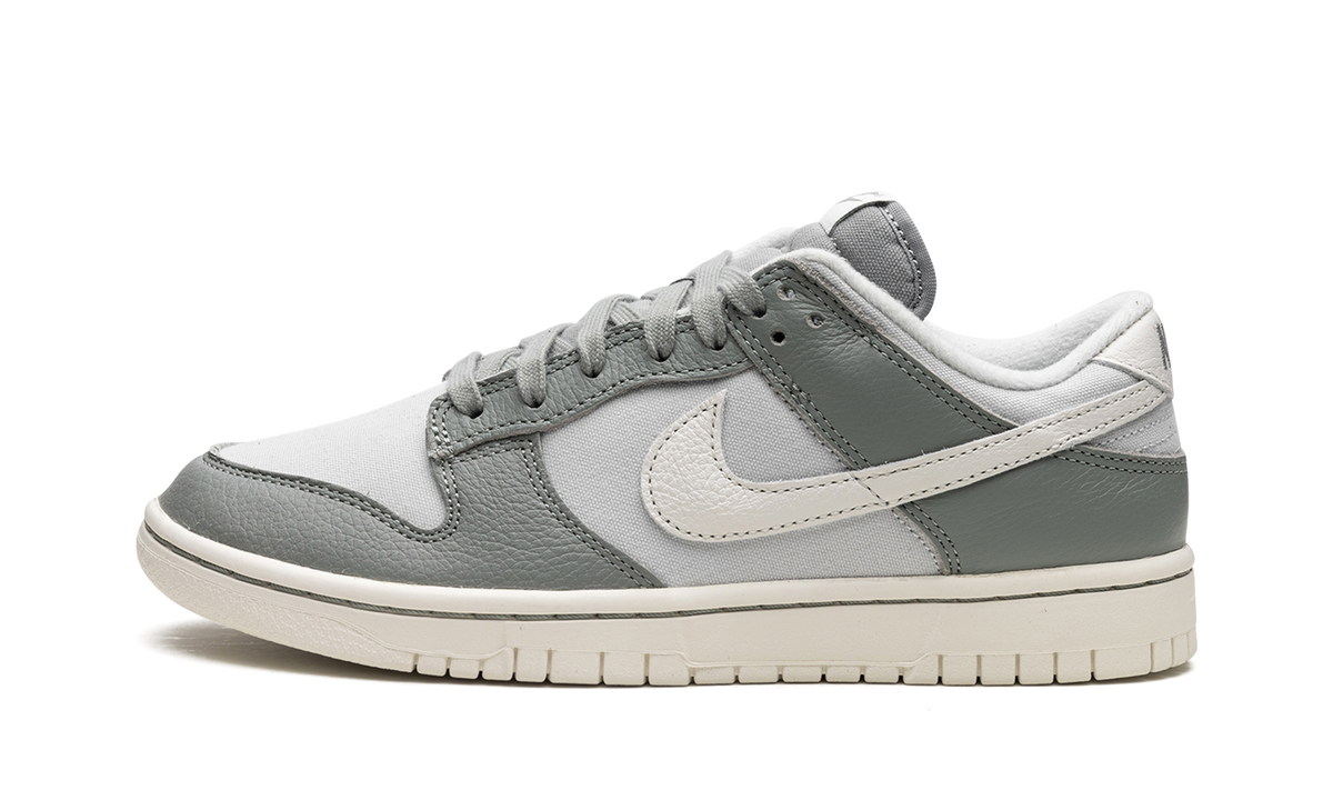 Nike Dunk Low Mica Green